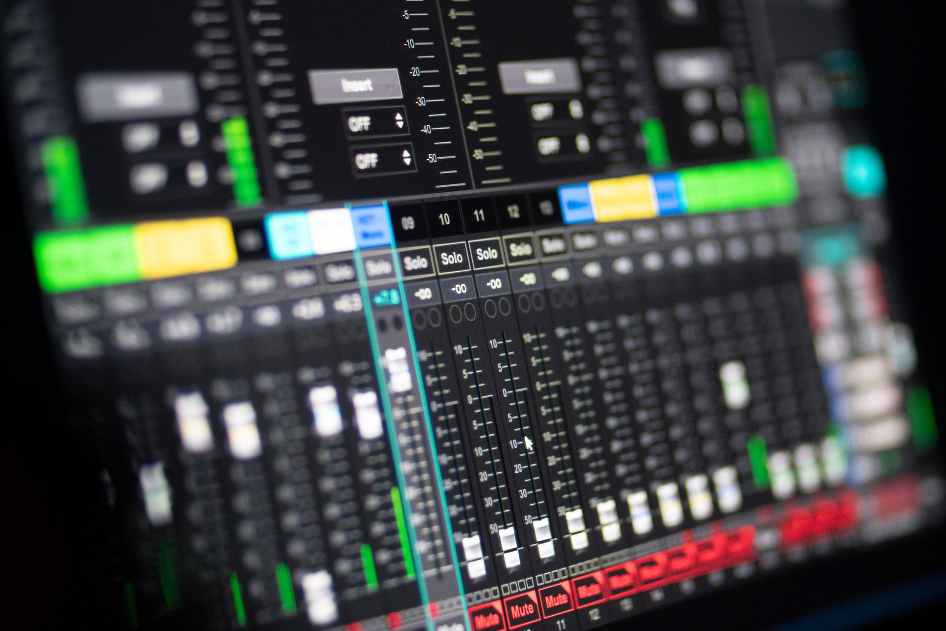 Image of a digital mixer on the monitor in the studio - control by touch or with the mouse